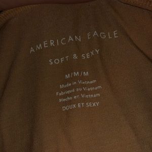 American Eagle T shirt